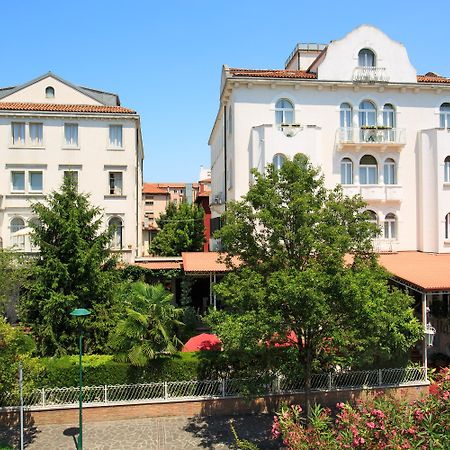 Hotel Biasutti Венеция-Лидо Экстерьер фото