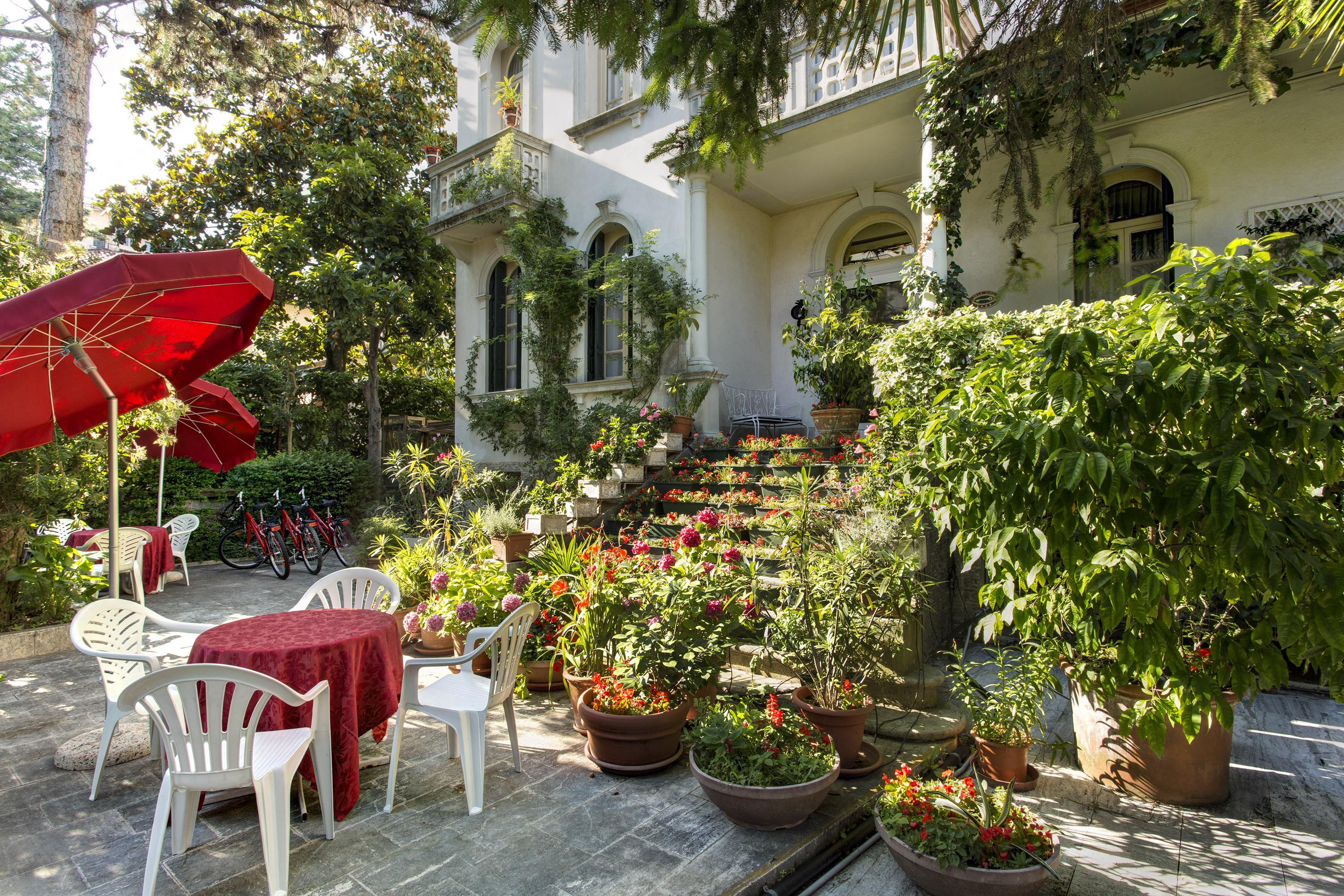 Hotel Biasutti Венеция-Лидо Экстерьер фото